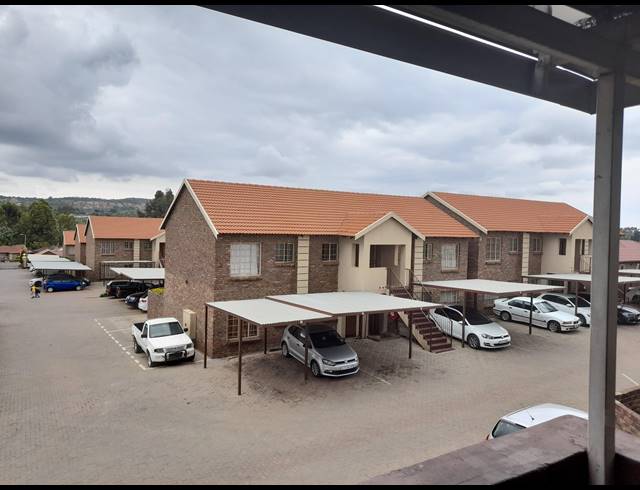 2 BEDROOM TOWNHOUSE FOR SALE IN PHILIP NEL PARK